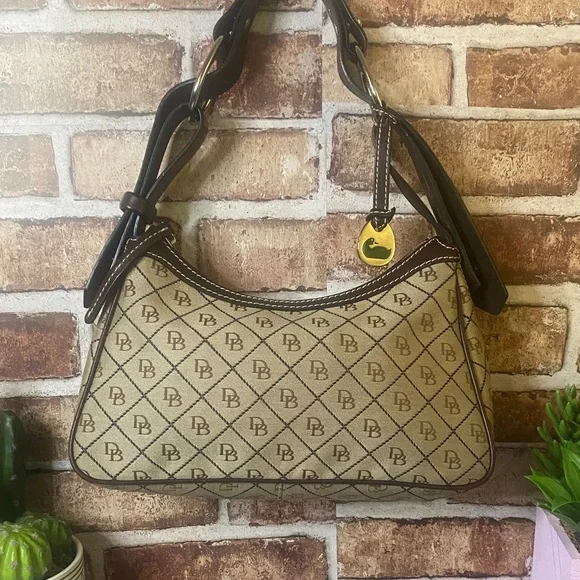 Dooney & Bourke shoulder bag and wristlet combo - Picture 2 of 16